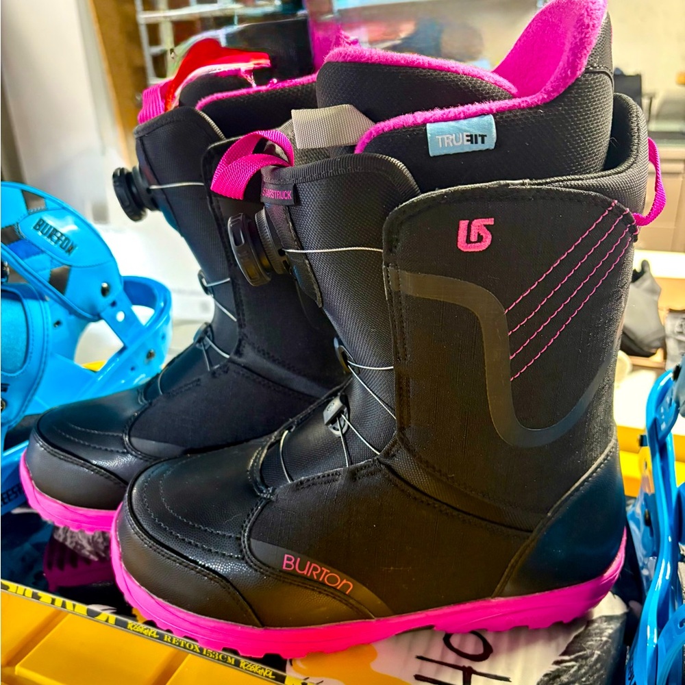 Burton Black and Pink Snowboard Boots